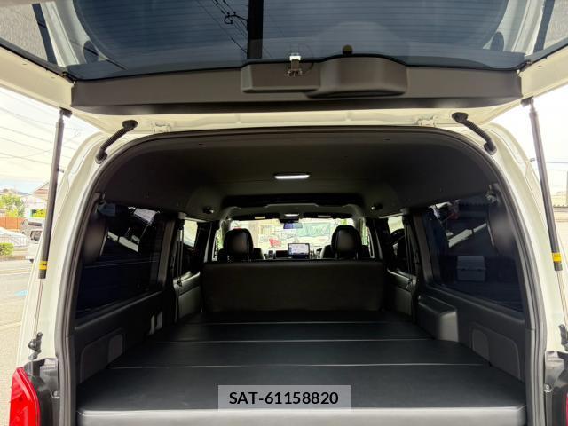 Toyota HIACE VAN 2021-01 8728883-7