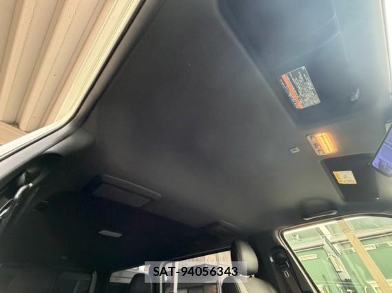 Toyota HIACE VAN 2023-04 8729076-14