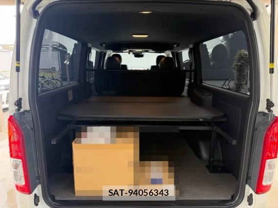 Toyota HIACE VAN 2023-04 8729076-16