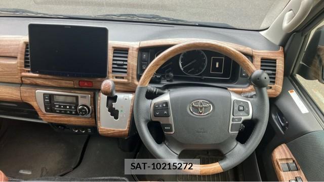 Toyota HIACE VAN 2022-10 8729605-16