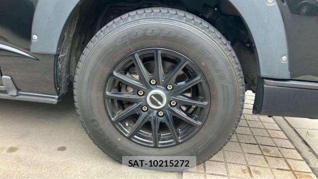 Toyota HIACE VAN 2022-10 8729605-8