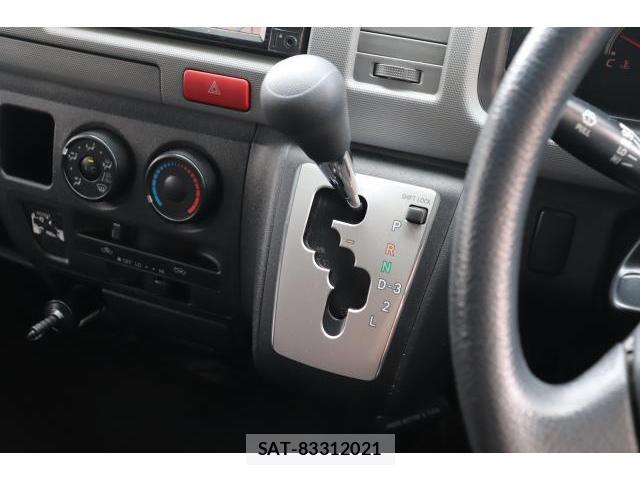 Toyota HIACE VAN 2012-02 8730283-14