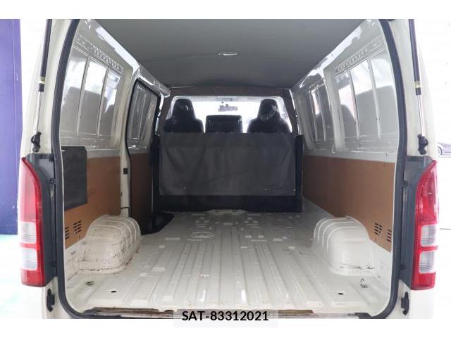 Toyota HIACE VAN 2012-02 8730283-15