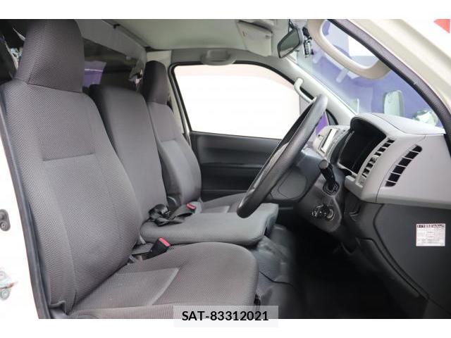 Toyota HIACE VAN 2012-02 8730283-9