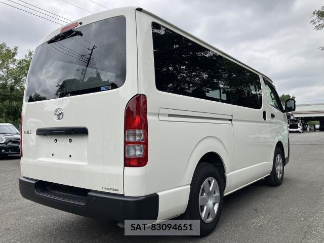 Toyota HIACE VAN 2025-05 8730310-1
