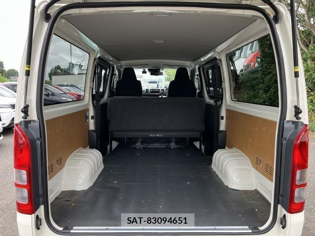 Toyota HIACE VAN 2025-05 8730310-6