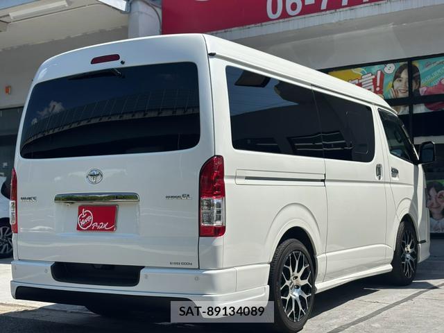 Toyota HIACE VAN 2021-05 8730448-10