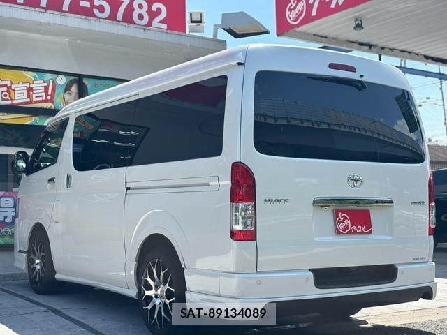 Toyota HIACE VAN 2021-05 8730448-12