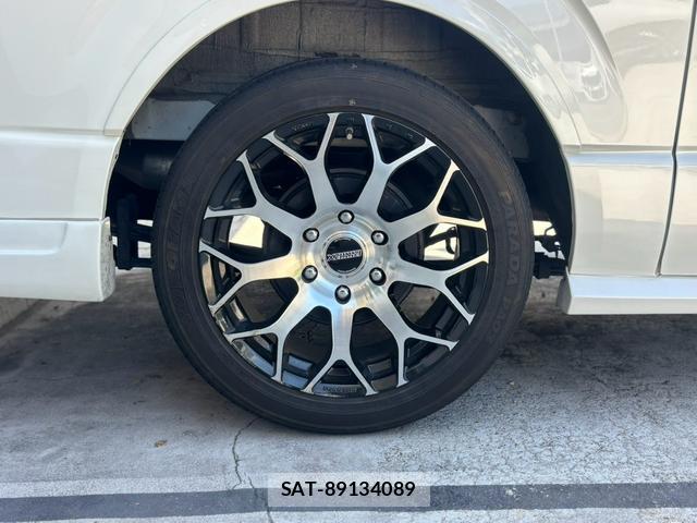 Toyota HIACE VAN 2021-05 8730448-4