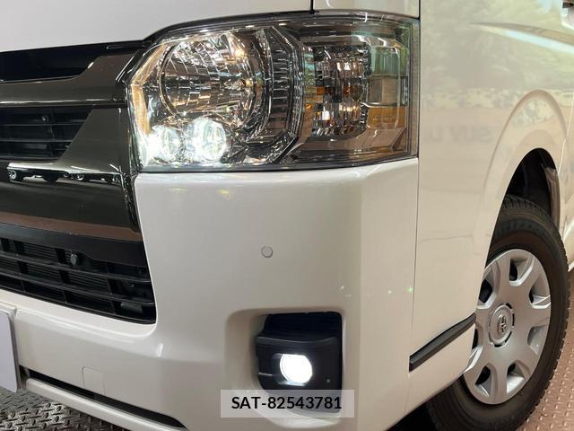 Toyota HIACE VAN 2023-09 8730625-11
