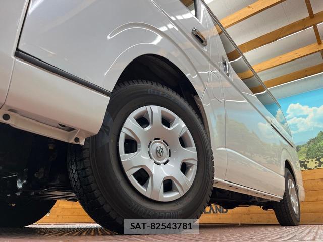 Toyota HIACE VAN 2023-09 8730625-12