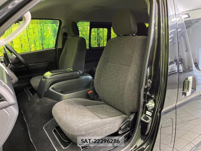 Toyota HIACE WAGON 2025-09 8725781-7