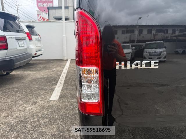 Toyota HIACE WAGON 2026-08 8726075-18