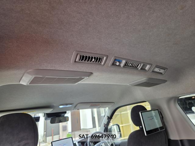 Toyota HIACE WAGON 2023-08 8726080-15