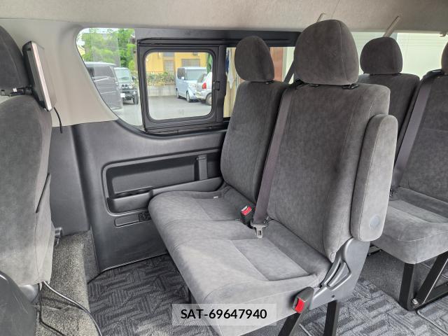 Toyota HIACE WAGON 2023-08 8726080-16