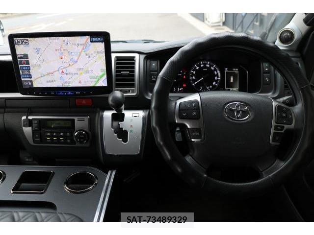 Toyota HIACE WAGON 2022-09 8726306-2