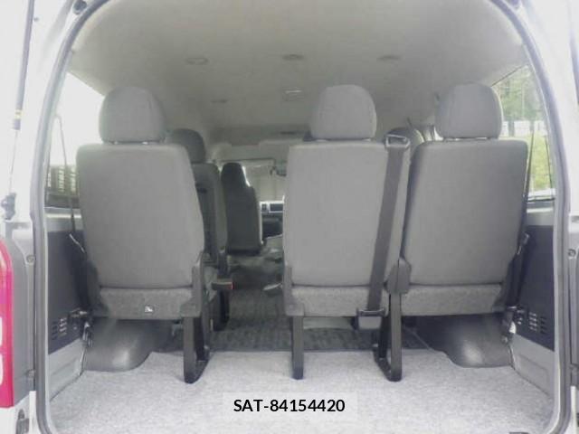 Toyota HIACE WAGON 2017-06 8726376-2