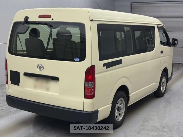Toyota HIACE WAGON 2017-07 8726380-1
