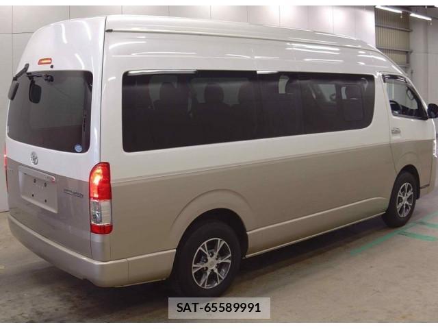 Toyota HIACE WAGON 2017-08 8726389-1