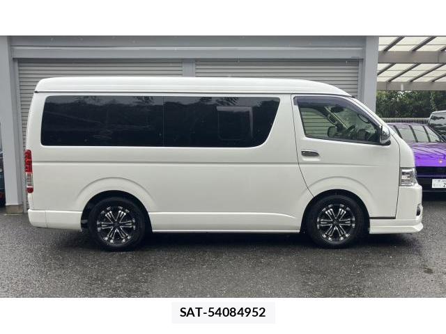 Toyota HIACE WAGON 2019-02 8728271-15