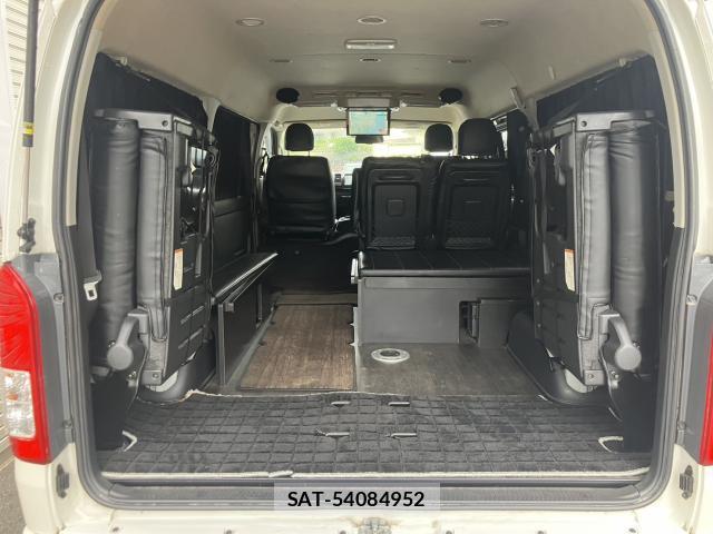 Toyota HIACE WAGON 2019-02 8728271-5
