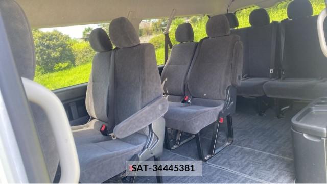 Toyota HIACE WAGON 2022-03 8729545-6