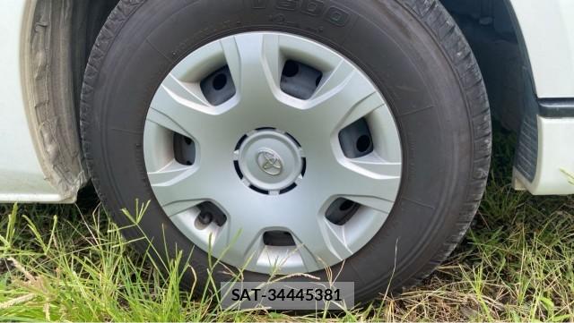Toyota HIACE WAGON 2022-03 8729545-8