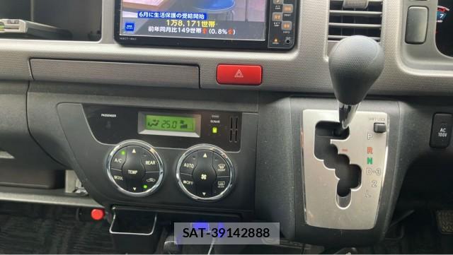 Toyota HIACE WAGON 2011-09 8729583-14