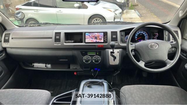 Toyota HIACE WAGON 2011-09 8729583-2