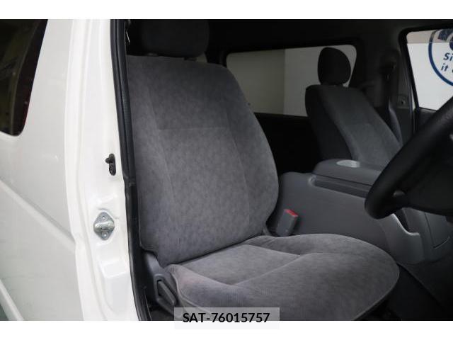 Toyota HIACE WAGON 2009-09 8730277-12
