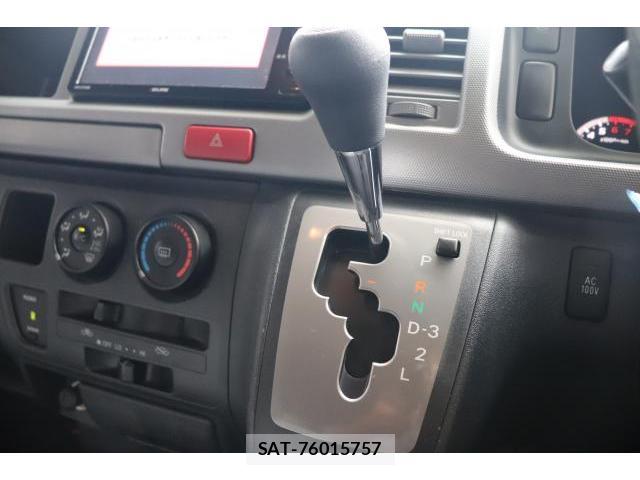 Toyota HIACE WAGON 2009-09 8730277-13