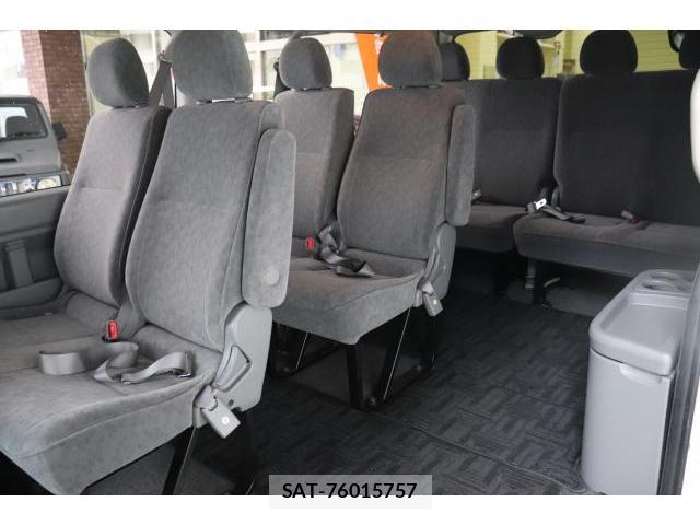 Toyota HIACE WAGON 2009-09 8730277-17