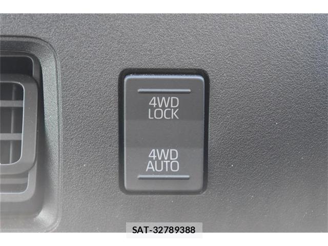 Daihatsu HIJET CARGO 2025-12 8726152-13
