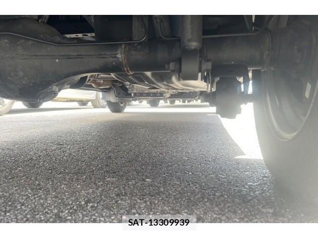 Daihatsu HIJET CARGO 2019-08 8726910-7