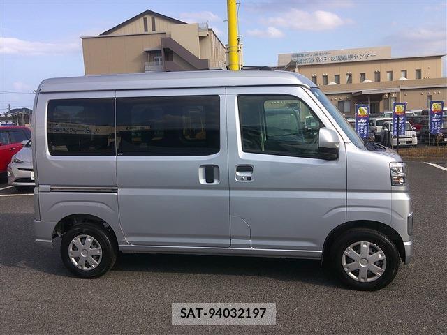 Daihatsu HIJET CARGO 2025-11 8726970-4