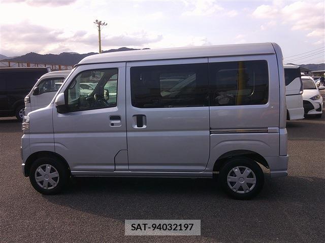Daihatsu HIJET CARGO 2025-11 8726970-8