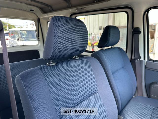 Daihatsu HIJET CARGO 2014-12 8728941-5