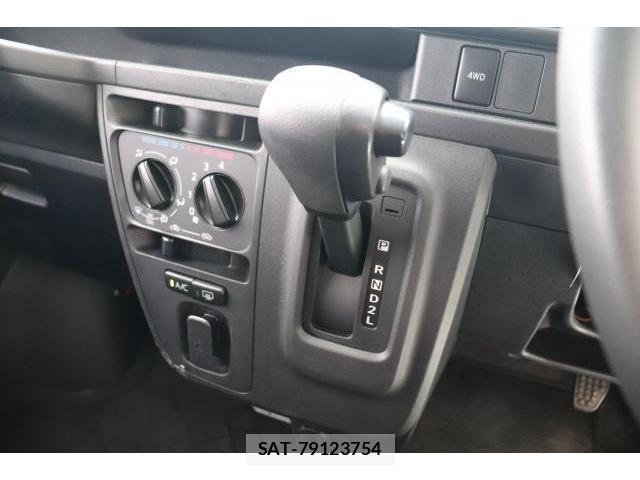 Daihatsu HIJET CARGO 2021-11 8730281-13