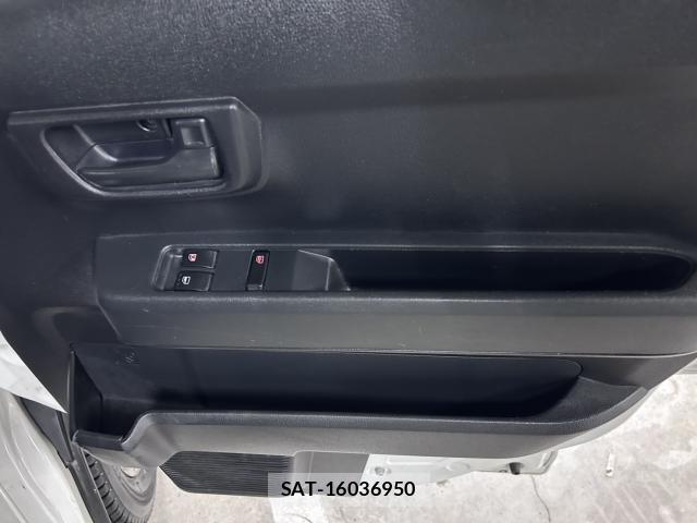 Daihatsu HIJET CARGO 2022-07 8730715-13