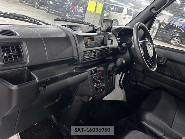 Daihatsu HIJET CARGO 2022-07 8730715-9