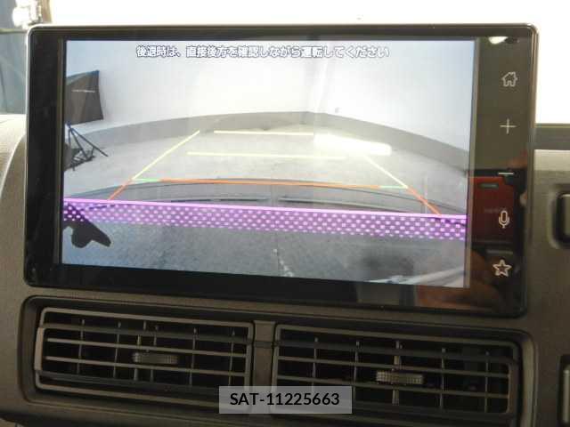 Daihatsu HIJET TRUCK 2025-05 8728942-3