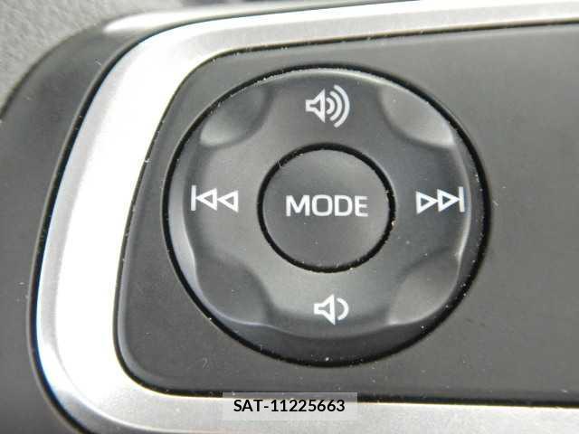 Daihatsu HIJET TRUCK 2025-05 8728942-7