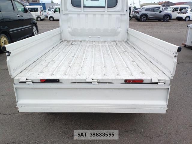 Daihatsu HIJET TRUCK 2023-08 8729044-5