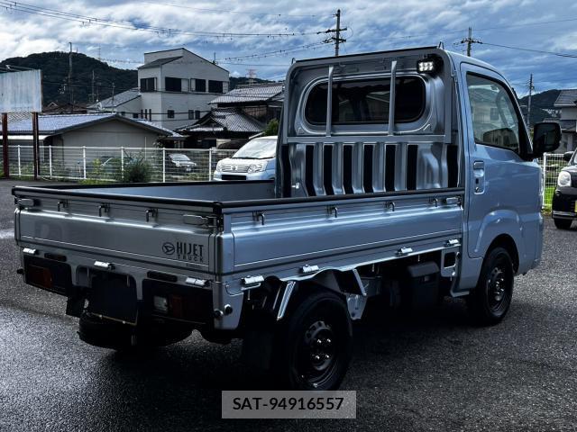 Daihatsu HIJET TRUCK 2022-10 8730048-4