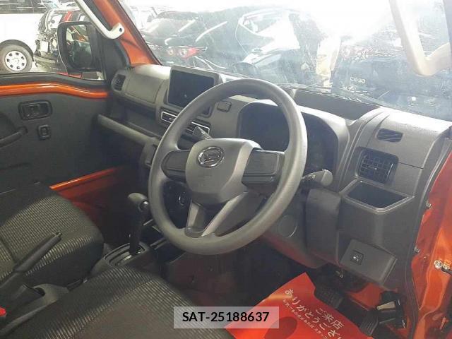 Daihatsu HIJET TRUCK 2022-03 8730431-2