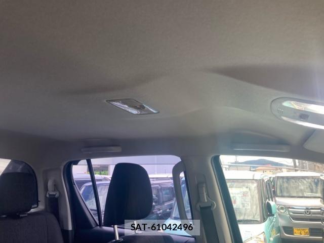 Toyota HILUX 2019-03 8725811-15