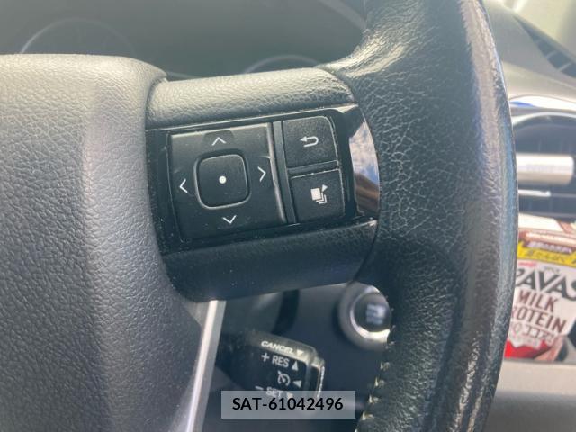 Toyota HILUX 2019-03 8725811-18