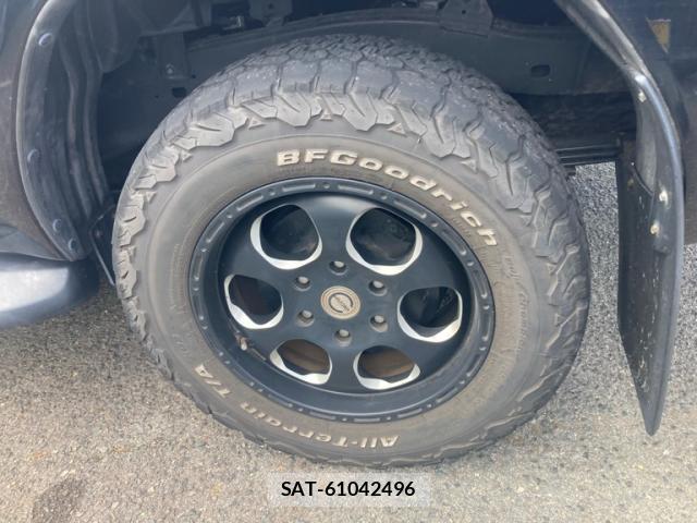 Toyota HILUX 2019-03 8725811-6