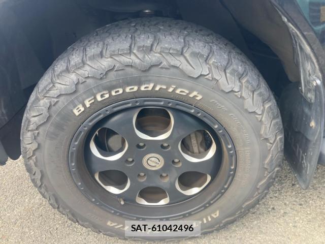 Toyota HILUX 2019-03 8725811-7