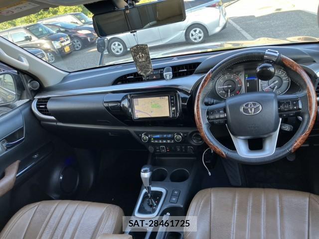 Toyota HILUX 2021-03 8726508-4